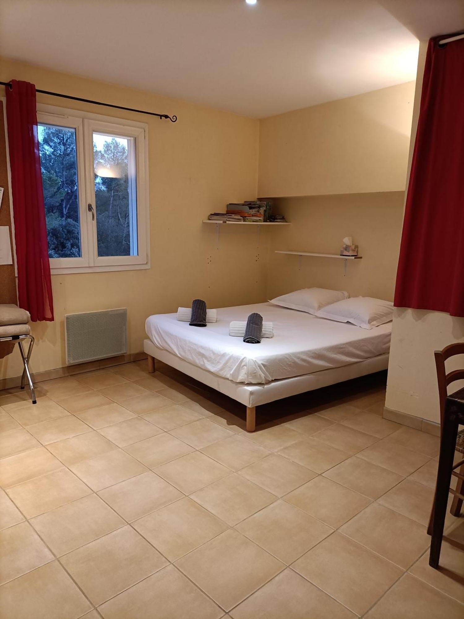 Villa Les Git'Anes de Pontevès Extérieur photo